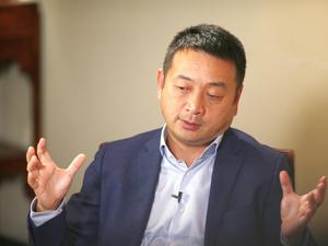 博齐克非个人英雄主帅心仪的团队型外援优势