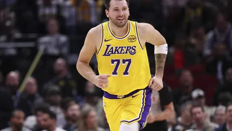 12日澳网开赛在即，中国选手新华网齐聚亮相